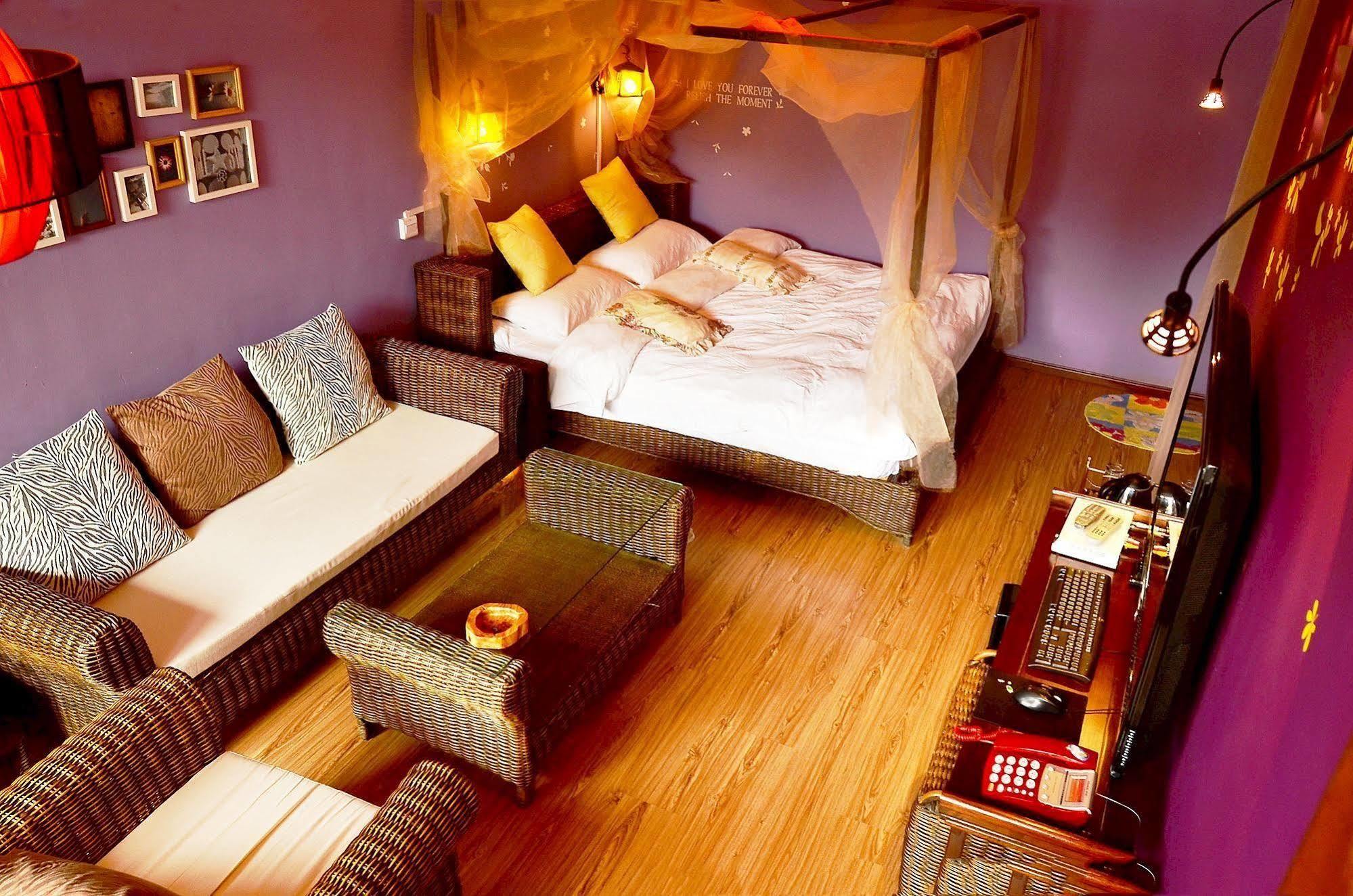 Lijiang Overseas Club Hotell Exteriör bild