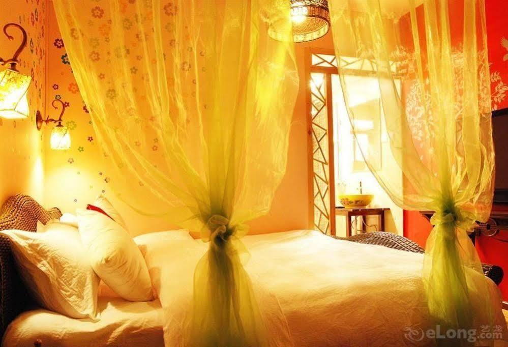 Lijiang Overseas Club Hotell Exteriör bild